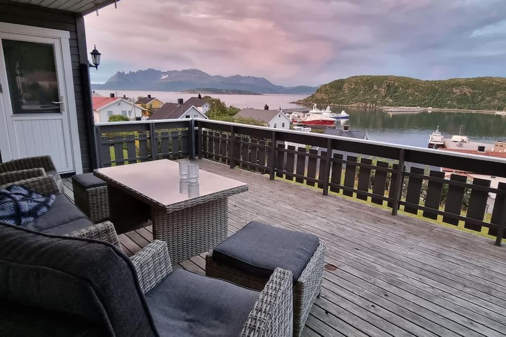 Nice House With A Great View! Skjervoy Exterior photo